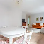 Διαμέρισμα Cosy Areeta Station Arenas